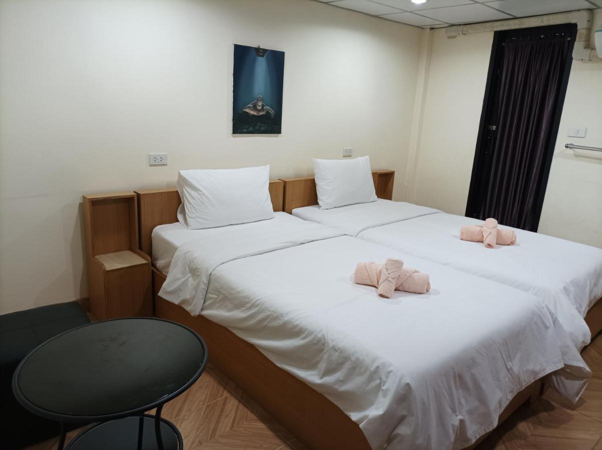Double D Rooms & Cafe Bangkok Eksteriør billede