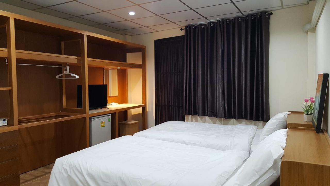 Double D Rooms & Cafe Bangkok Eksteriør billede