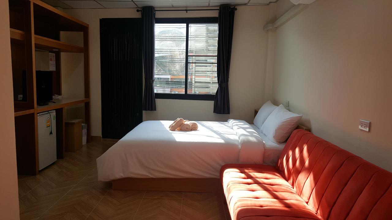 Double D Rooms & Cafe Bangkok Eksteriør billede