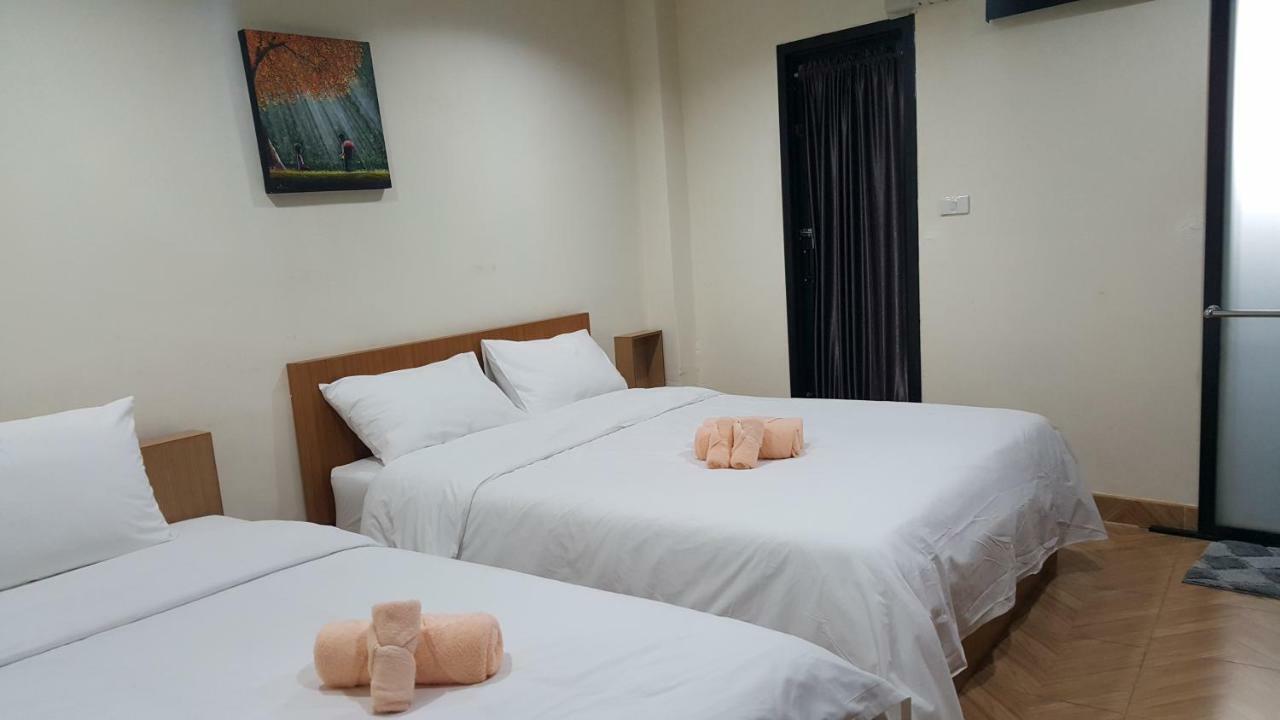 Double D Rooms & Cafe Bangkok Eksteriør billede