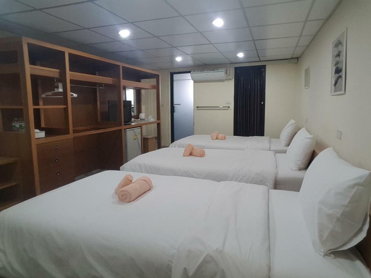 Double D Rooms & Cafe Bangkok Eksteriør billede