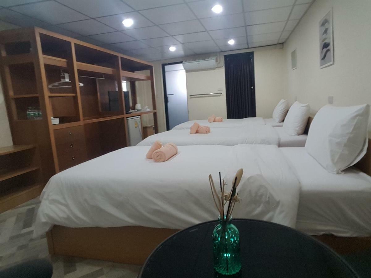 Double D Rooms & Cafe Bangkok Eksteriør billede