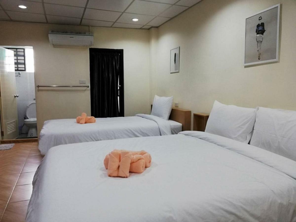 Double D Rooms & Cafe Bangkok Eksteriør billede