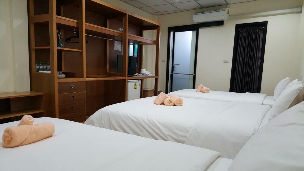 Double D Rooms & Cafe Bangkok Eksteriør billede