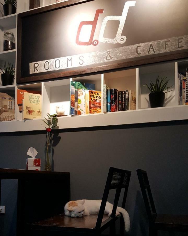 Double D Rooms & Cafe Bangkok Eksteriør billede